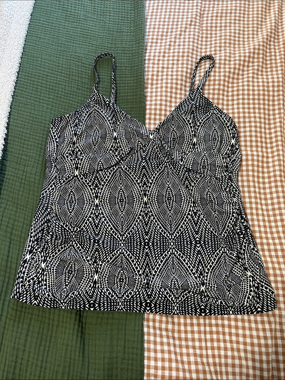 Kona Sol Tankini V Neck Bathing Suit Top